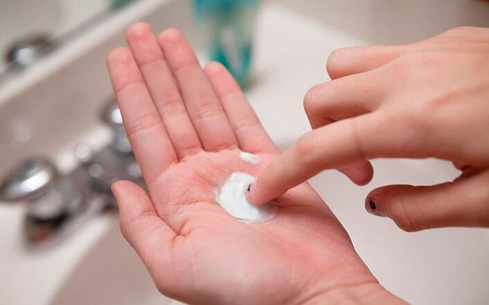 اسکراب با سودا برای بزرگ کردن آلت تناسلی